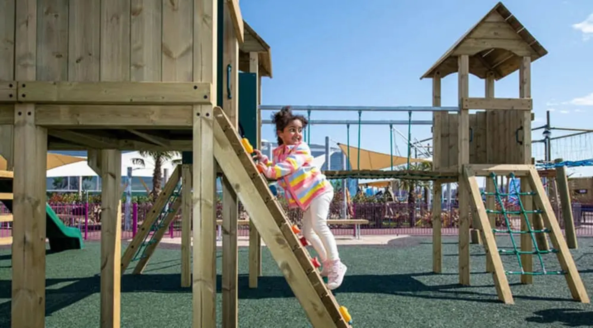 Jonstone Pines Lodge at Cayton Bay Holiday Park