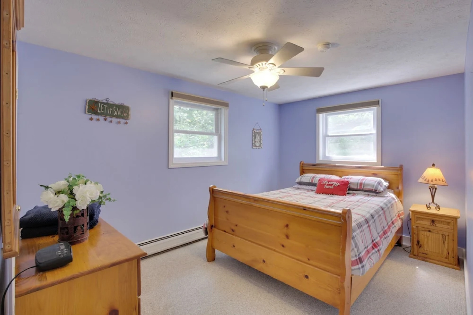 Bethel Chalet w/ Hot Tub: 3 Miles to Sunday River!