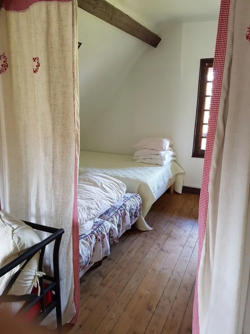 Ets le vieux pré de la Motte