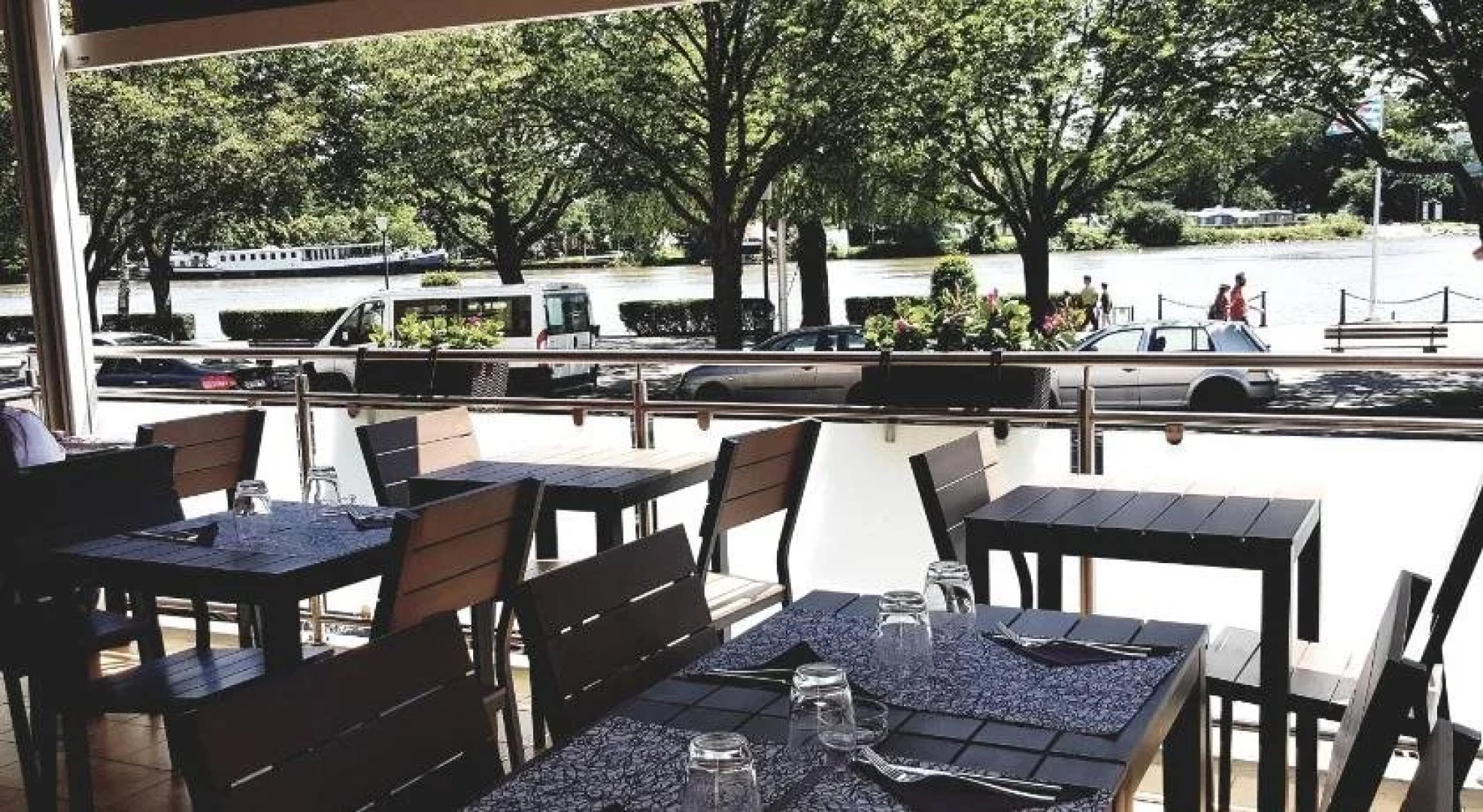 Hotel & Restaurant The Nest