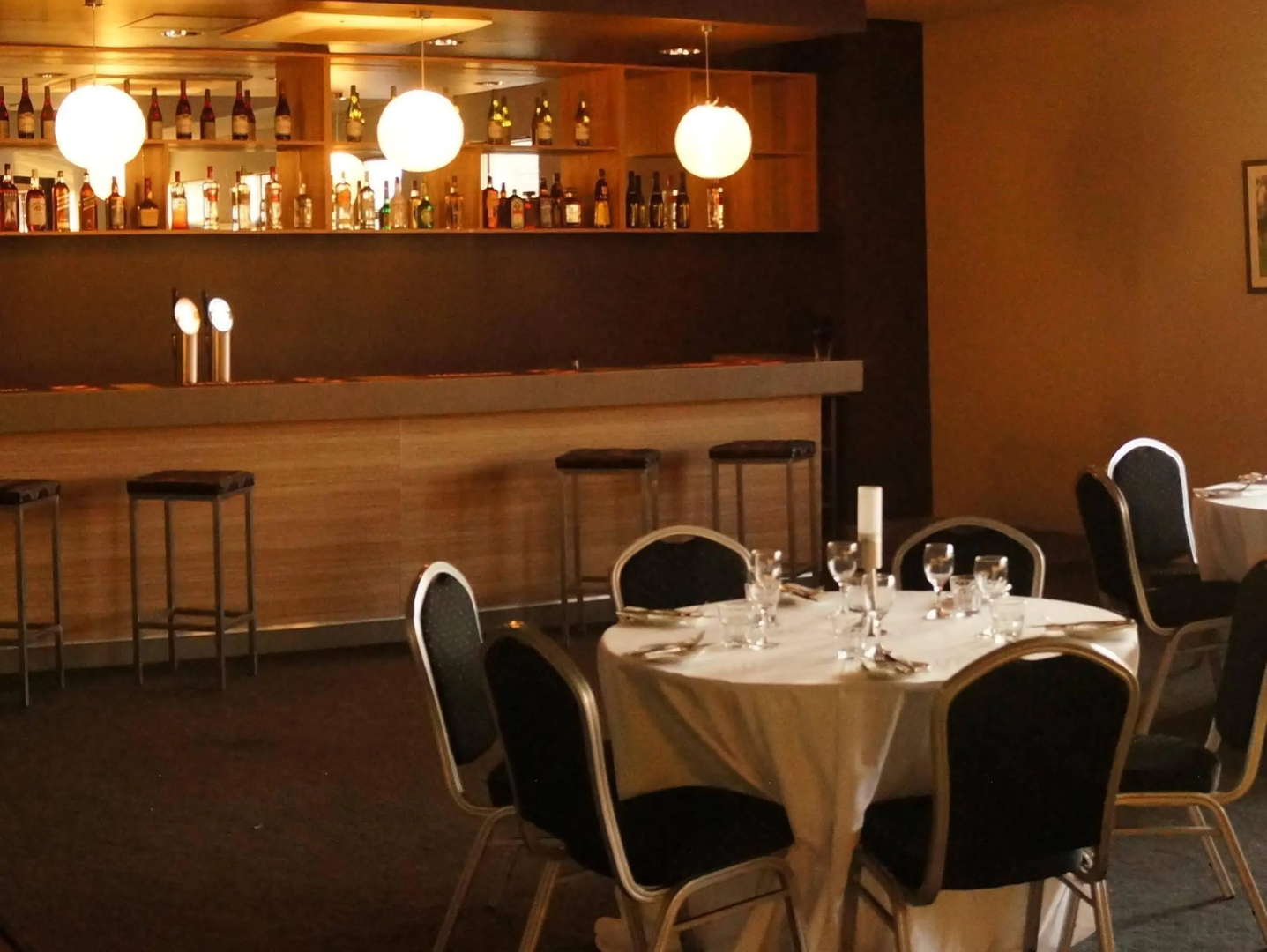 Spinifex Hotel