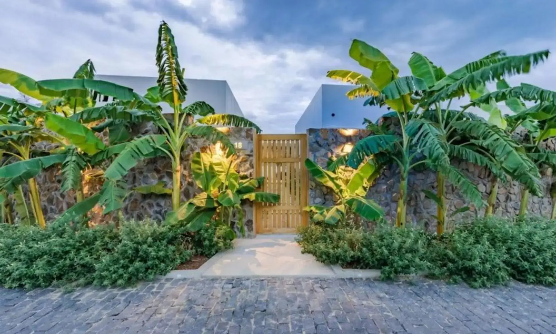 Que Toi Village Resort Phu Yen