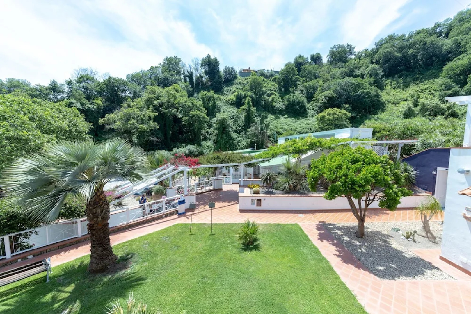 Agave Hotel Residence Inn