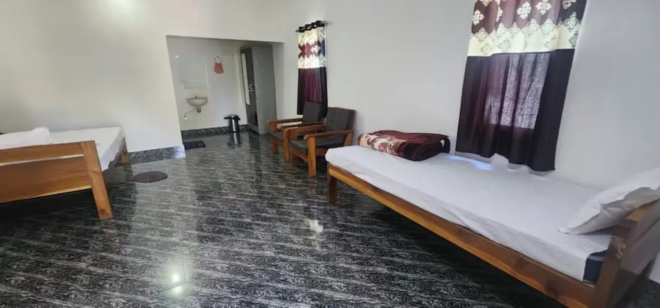 Falcon Jungle Resort