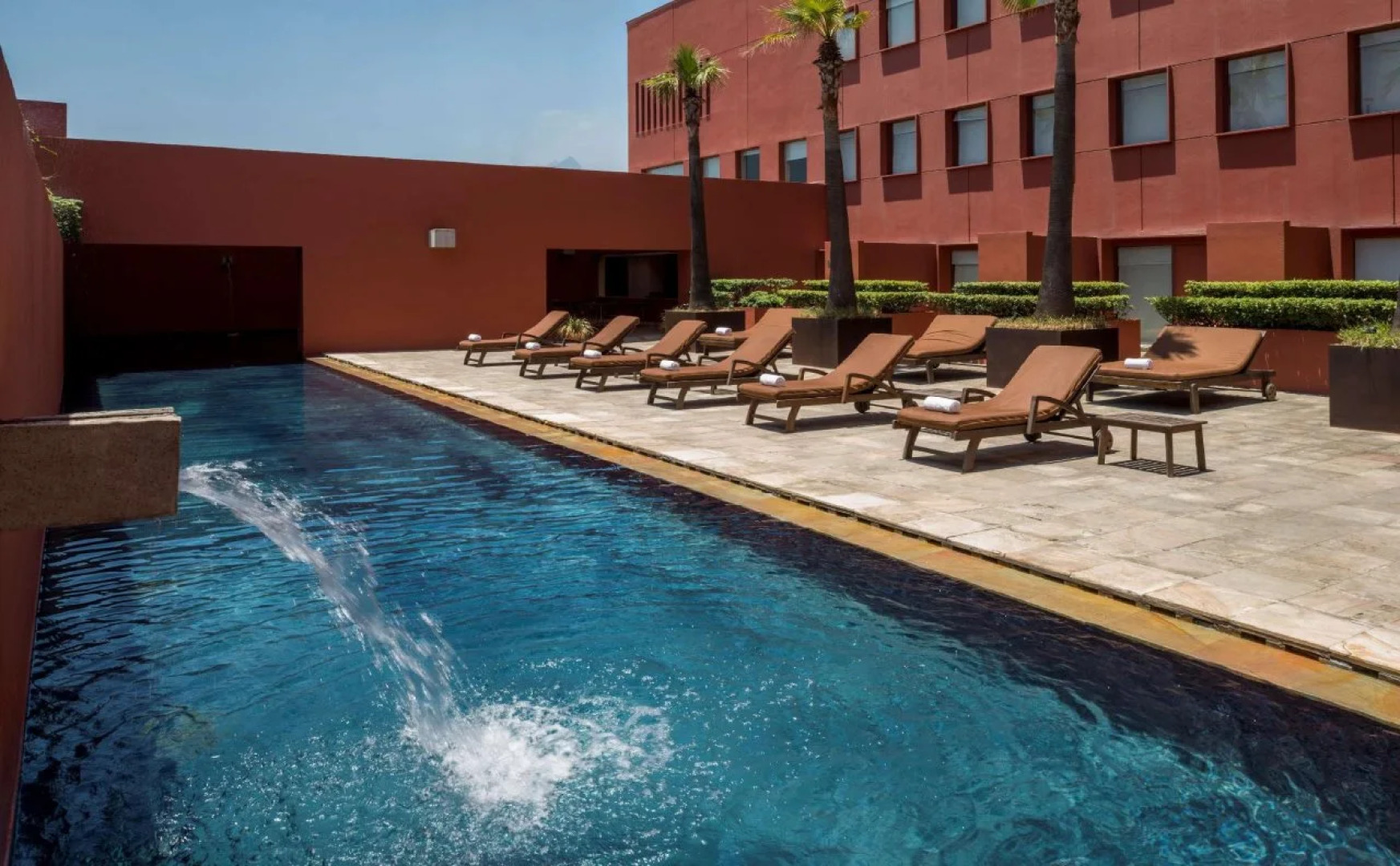 DoubleTree by Hilton St. Paul East