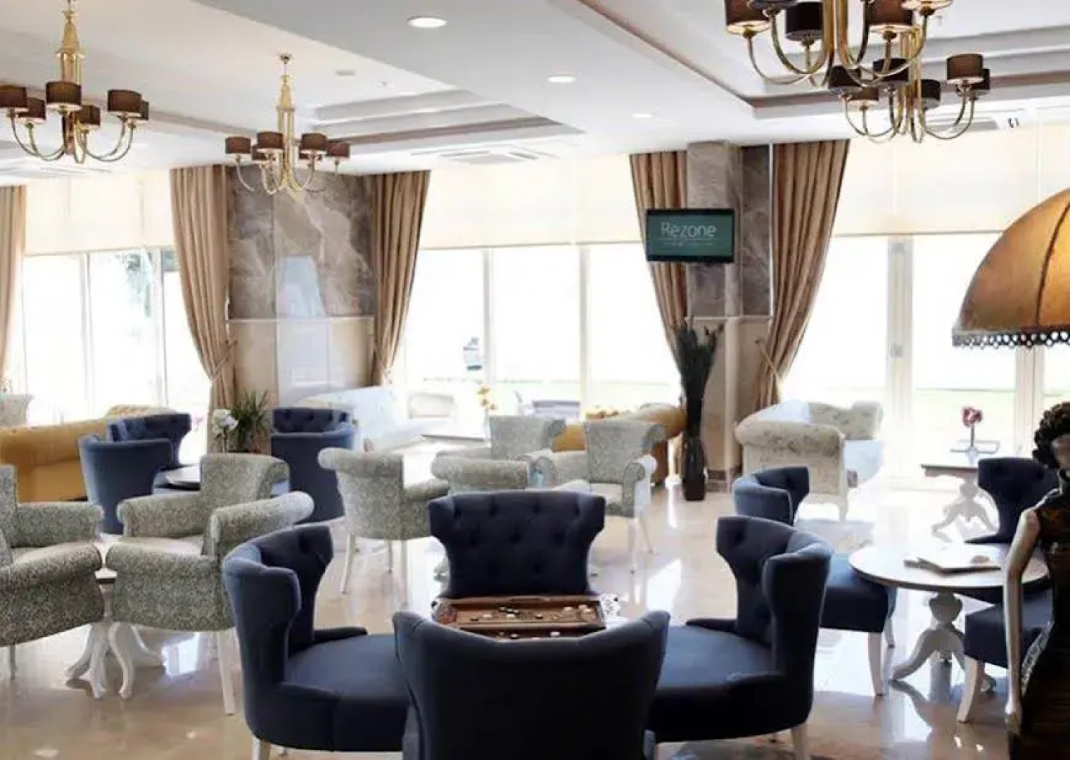 Rezone Health & Oxygen Hotel