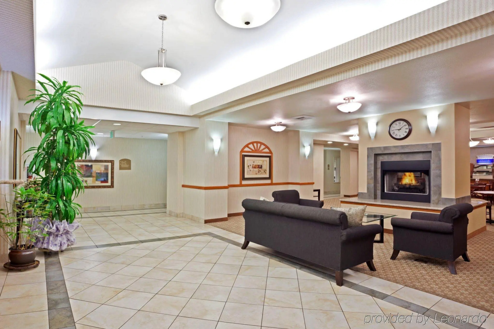 Holiday Inn Express & Suites Lacey – Olympia by IHG