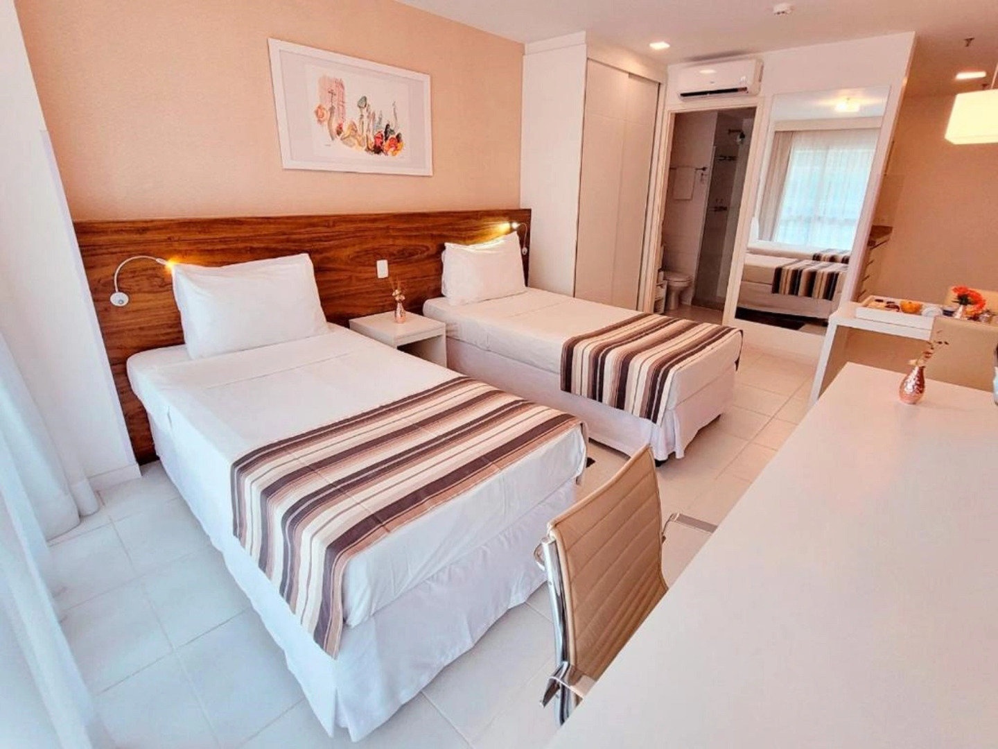 Hplus Vision Executive