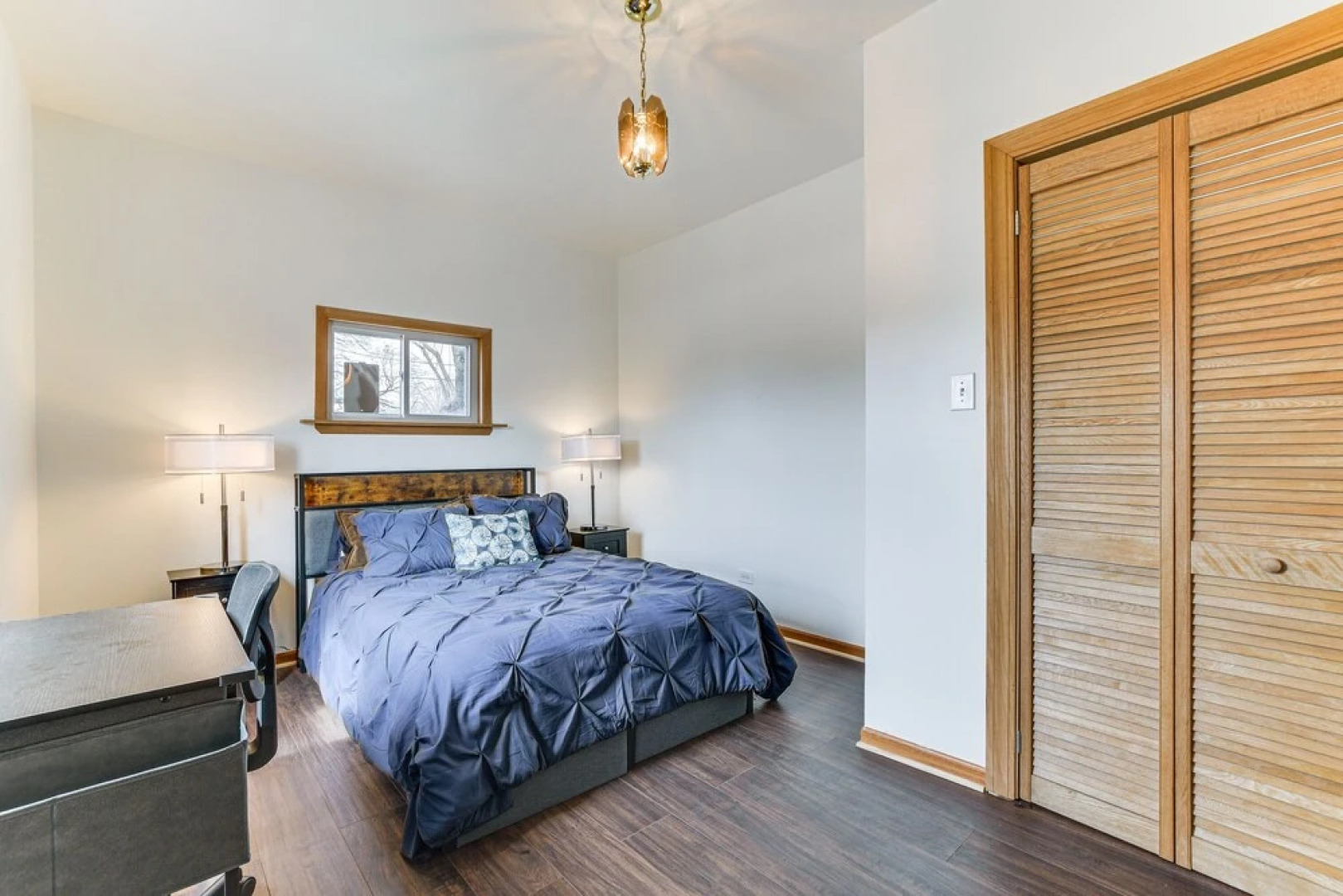 8 Mi to Chicago: Oak Park Home w/ Fenced Backyard!