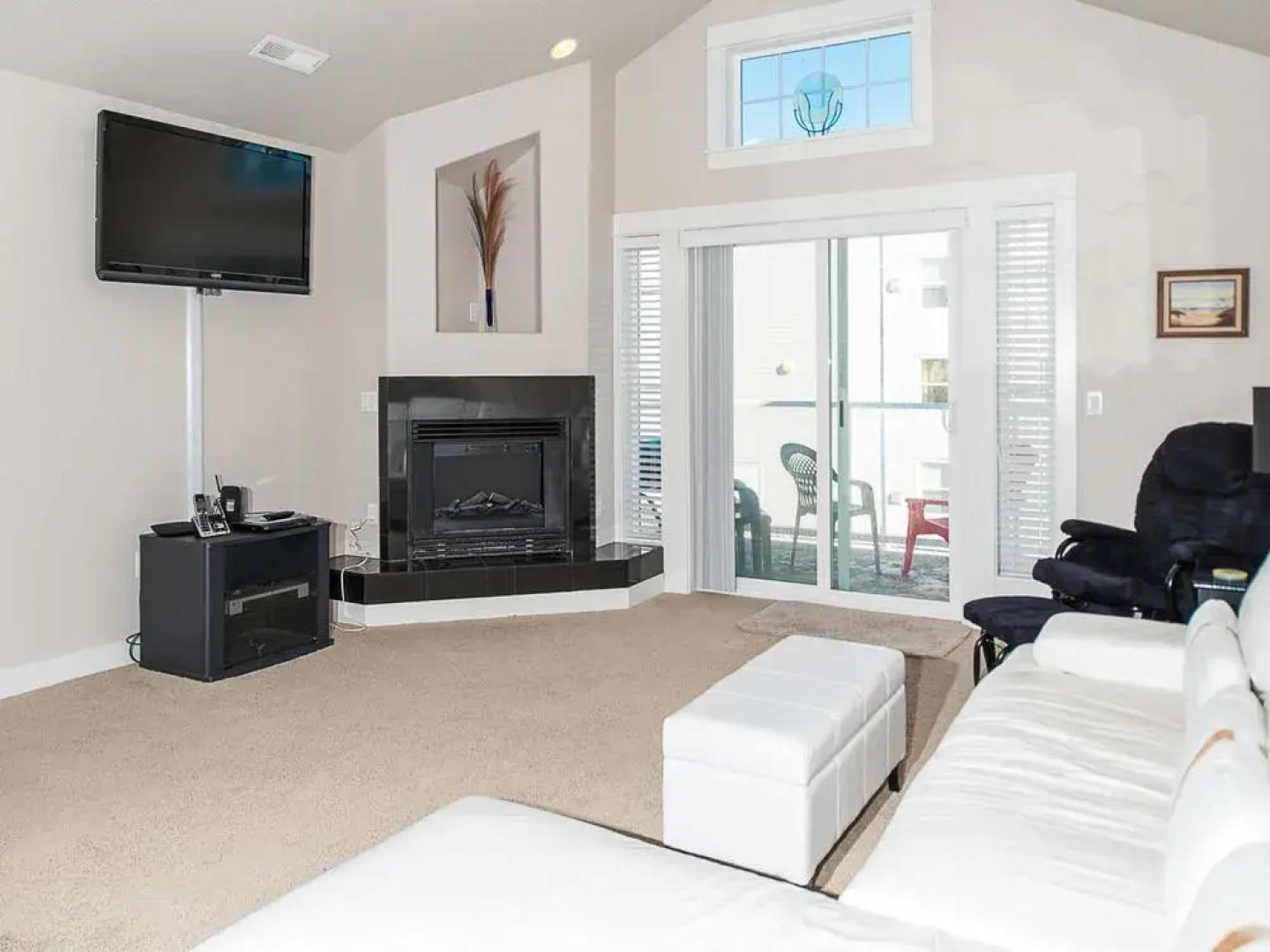 Shell Belle by RedAwning