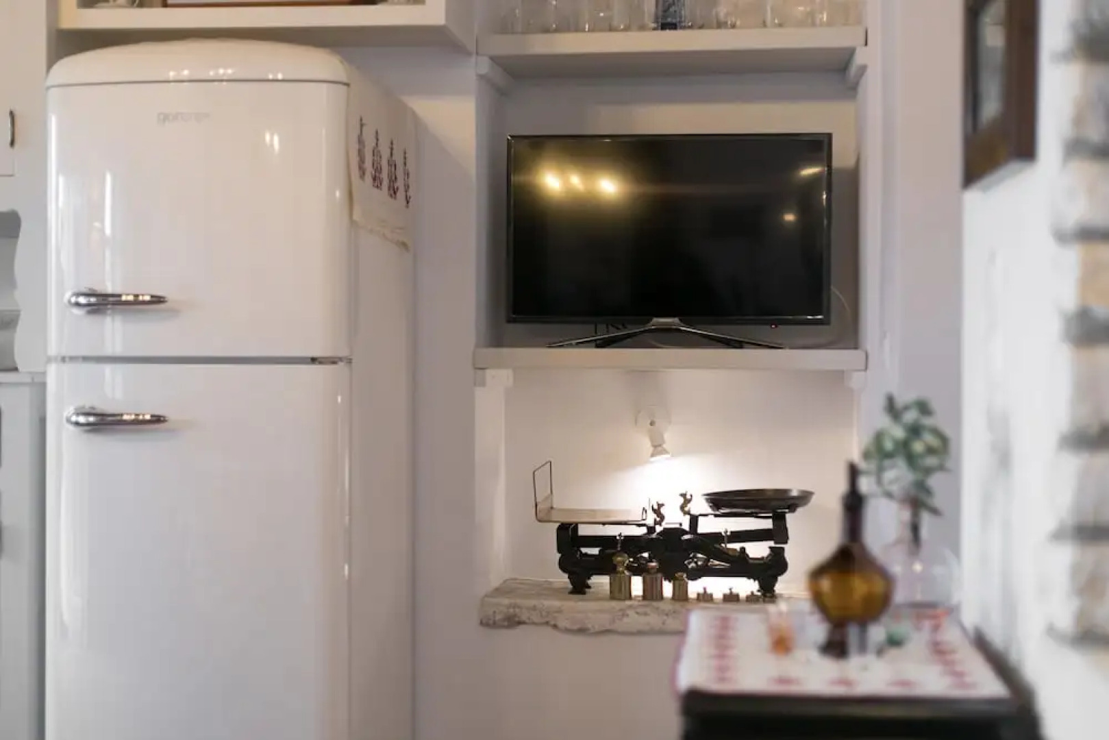 Traditional Inn Pirethron