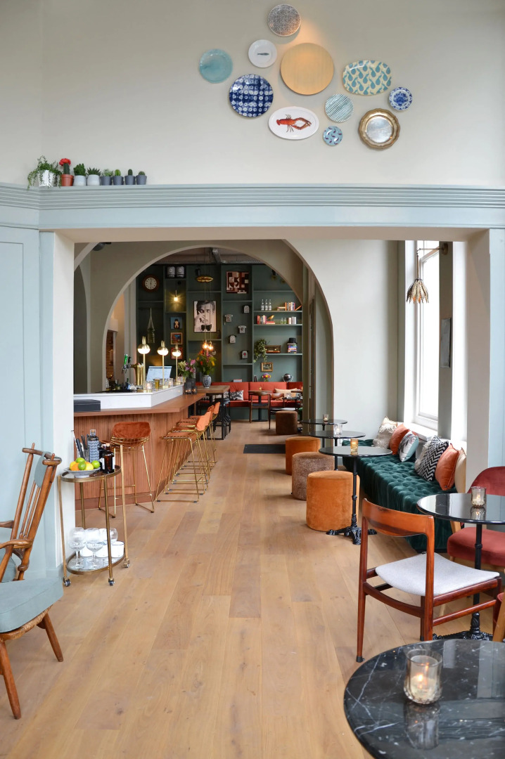 FINCH Boutique Hotel