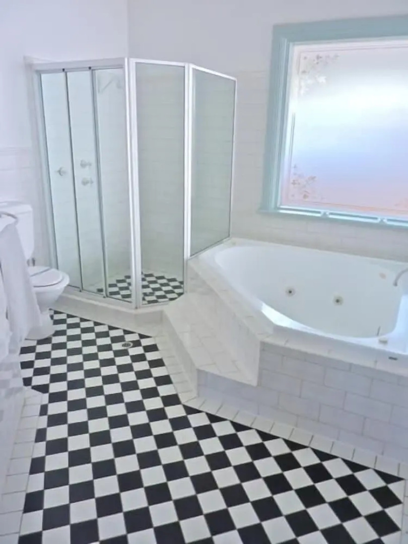 Brice Hill Country Lodge