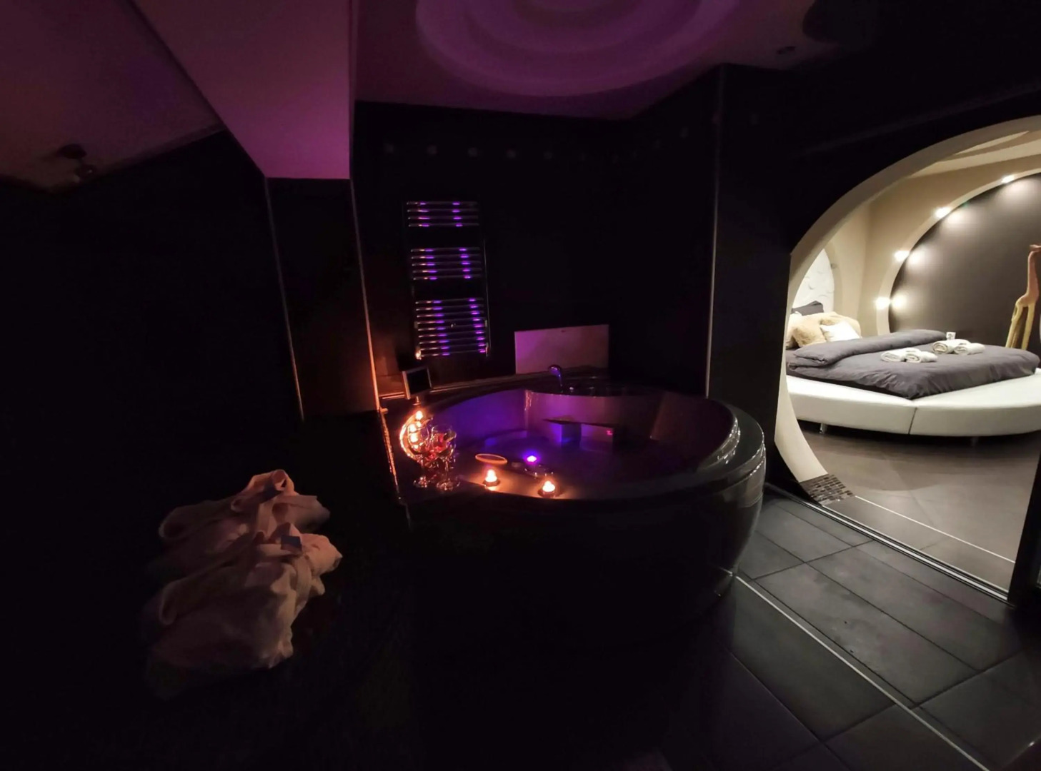 Sky Apartments Special