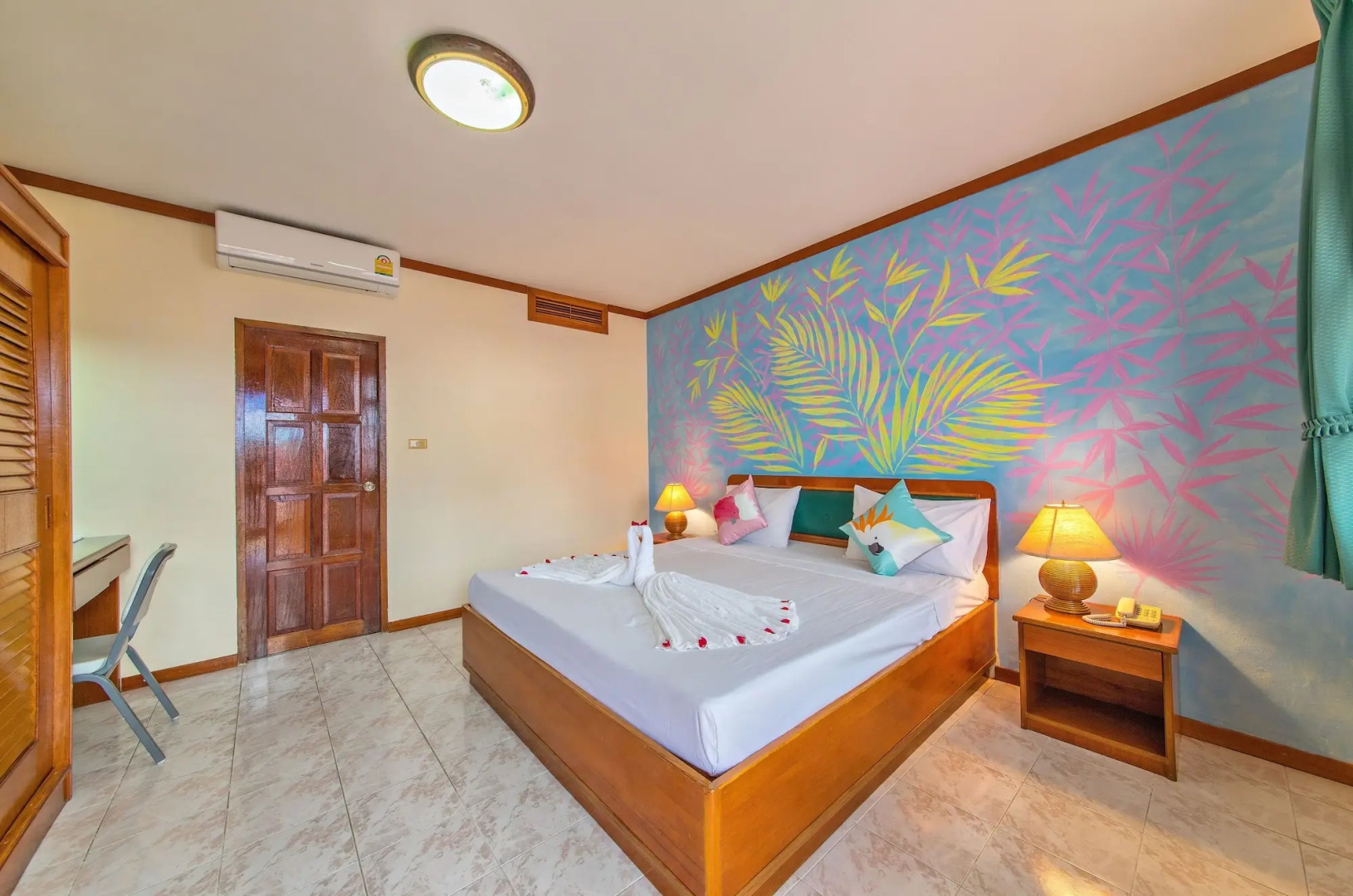 Panda Hotel（Patong Beach）