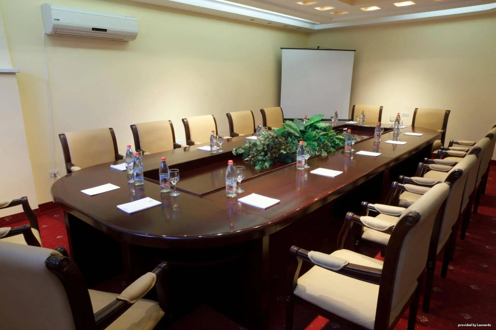 Бест Вестерн Агверан Отель