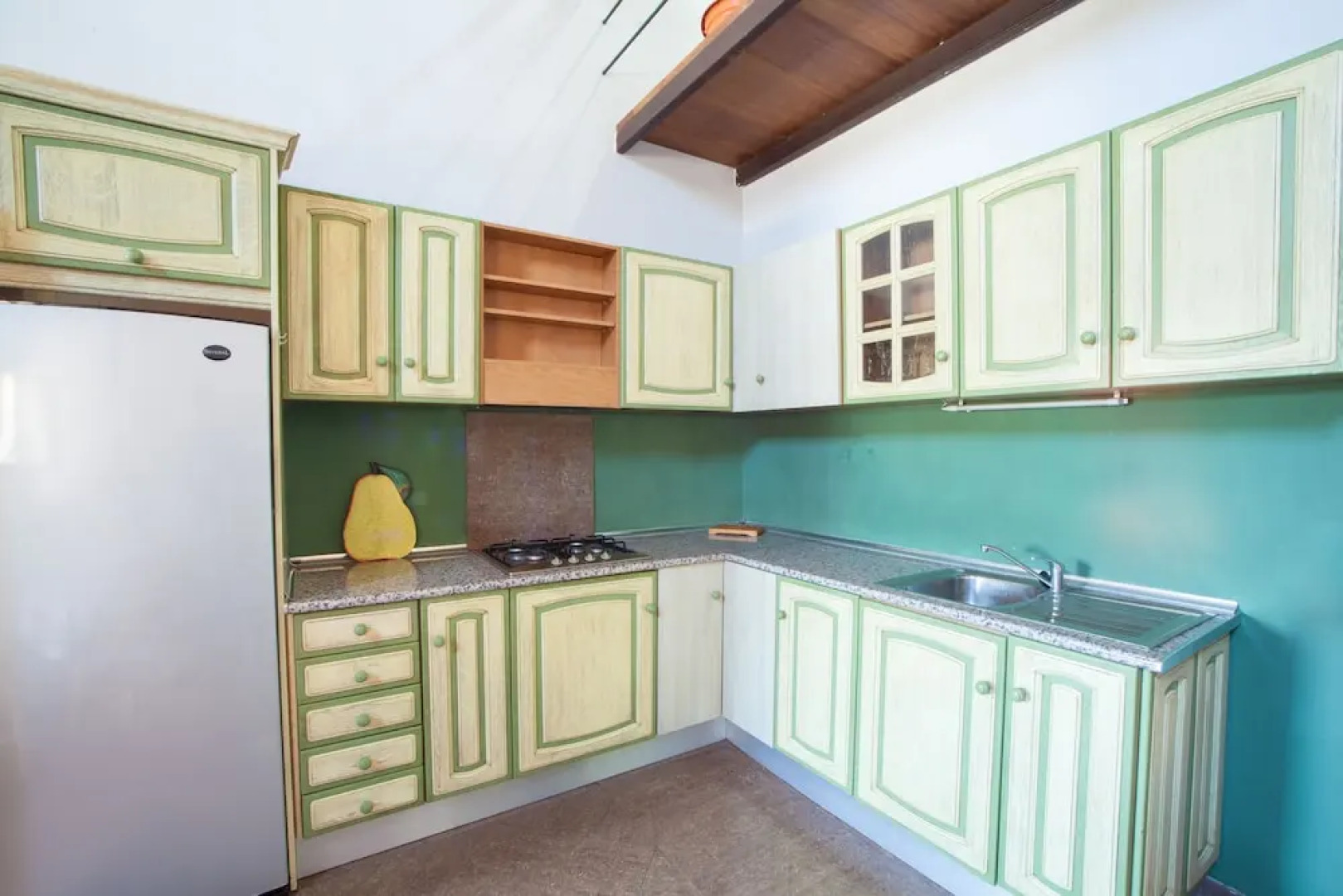 ES Llorer DE CAS Canar