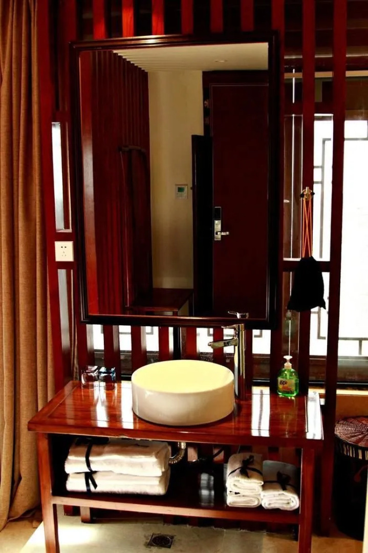 Lijiang Yongli Five Yard