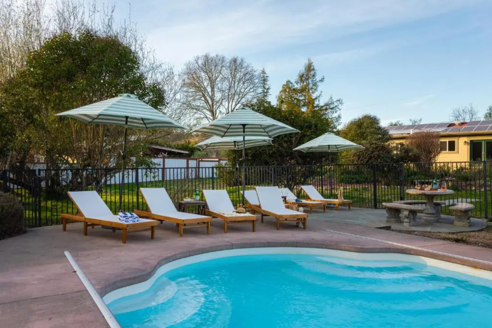 Mockingjay by AvantStay Peaceful Ranch Home w Spa Pool