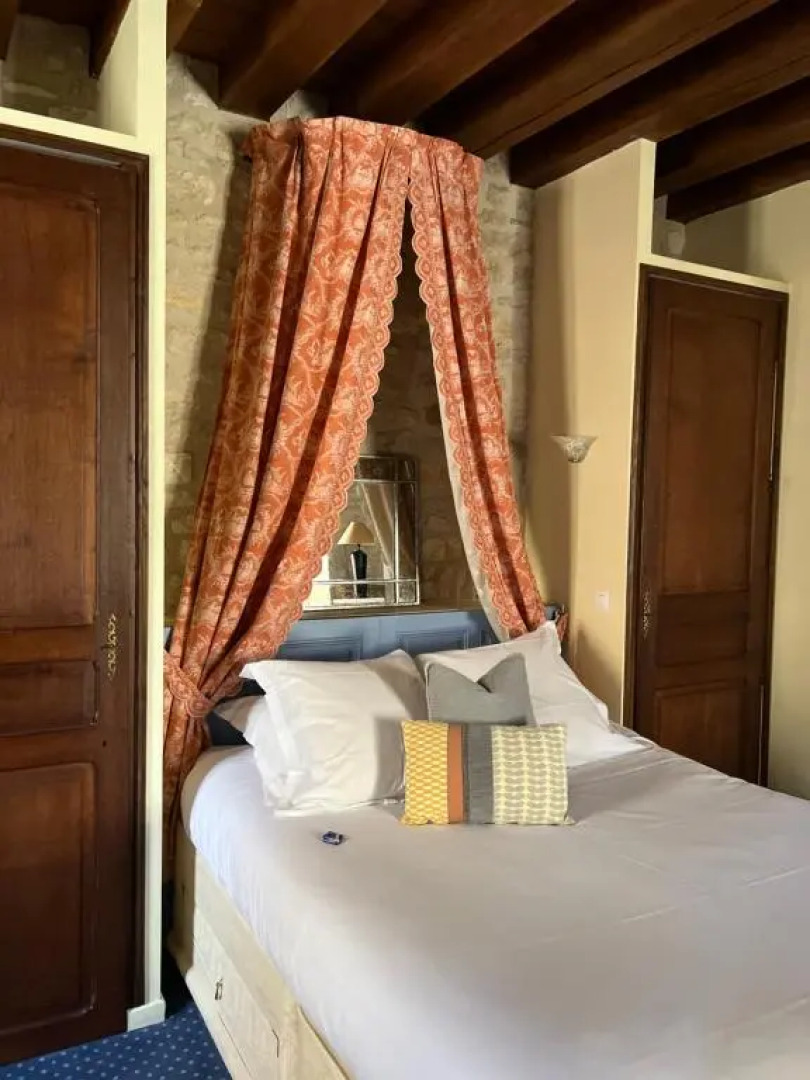 Maison d'Alienor - Gîtes