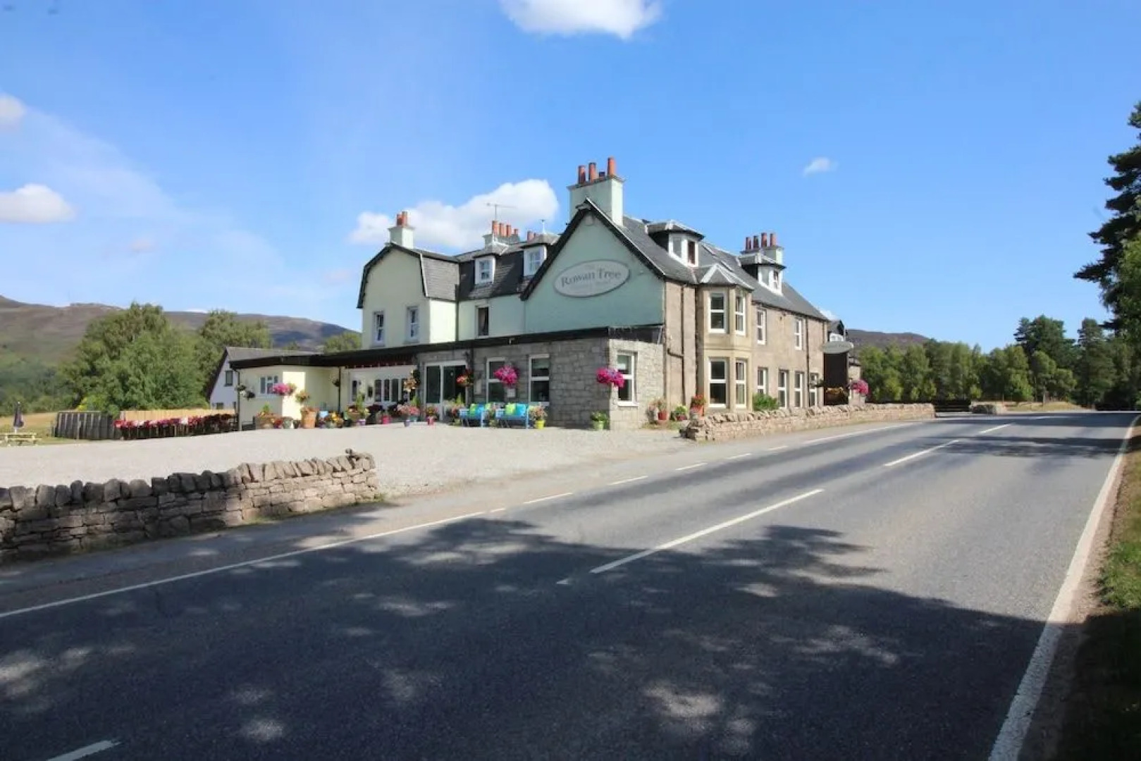 Rowan Tree Country Hotel