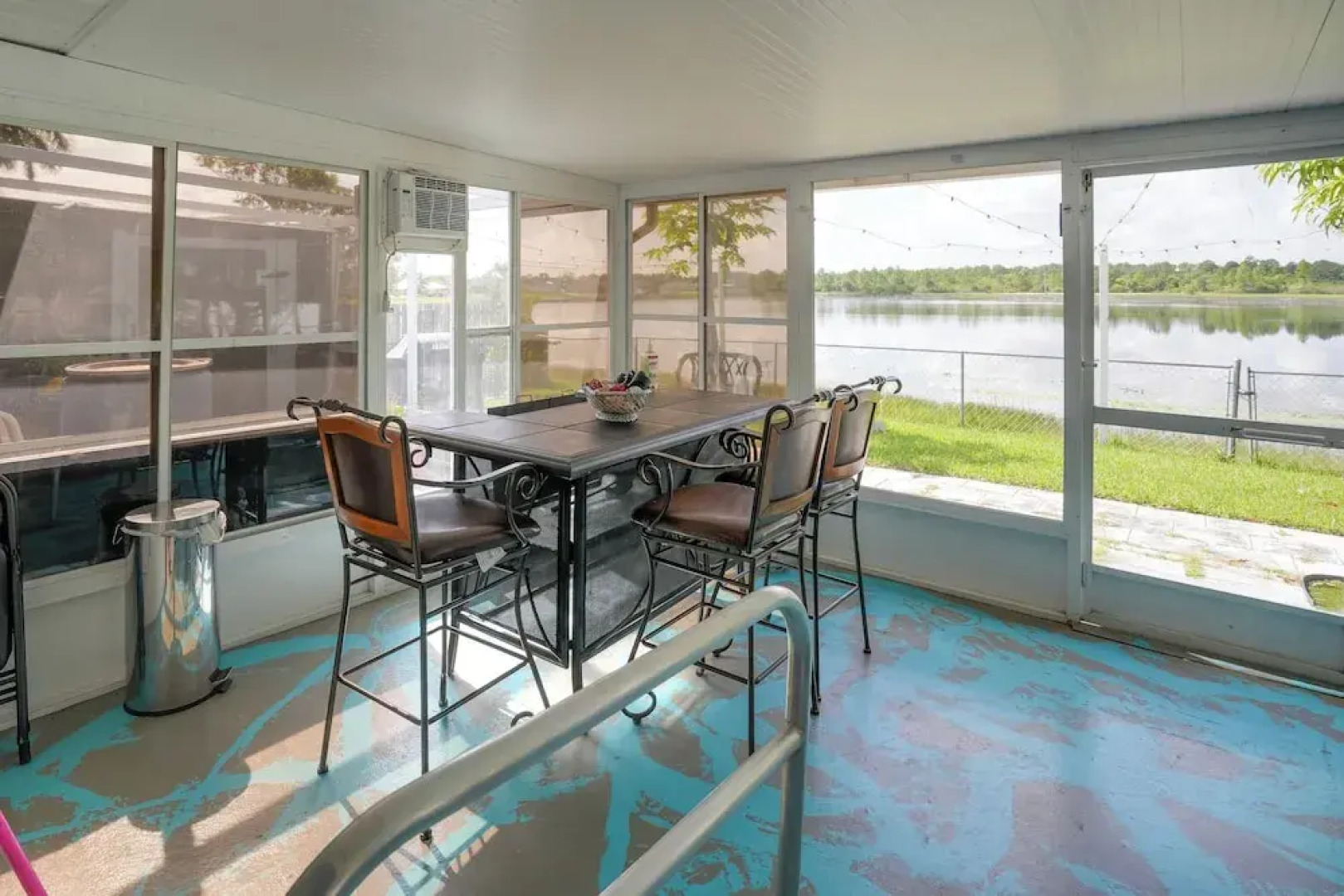 Outdoor Relaxation! Port St Lucie Family Home