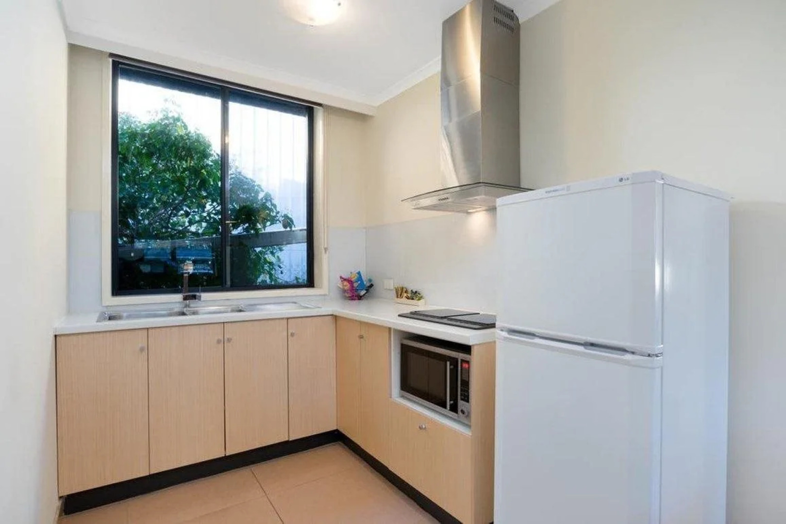 Best Western New Crossing Place Motel