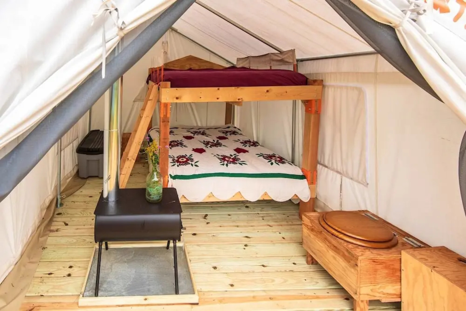 Tentrr - Pleasant Valley Maplecroft Camp-Campsite