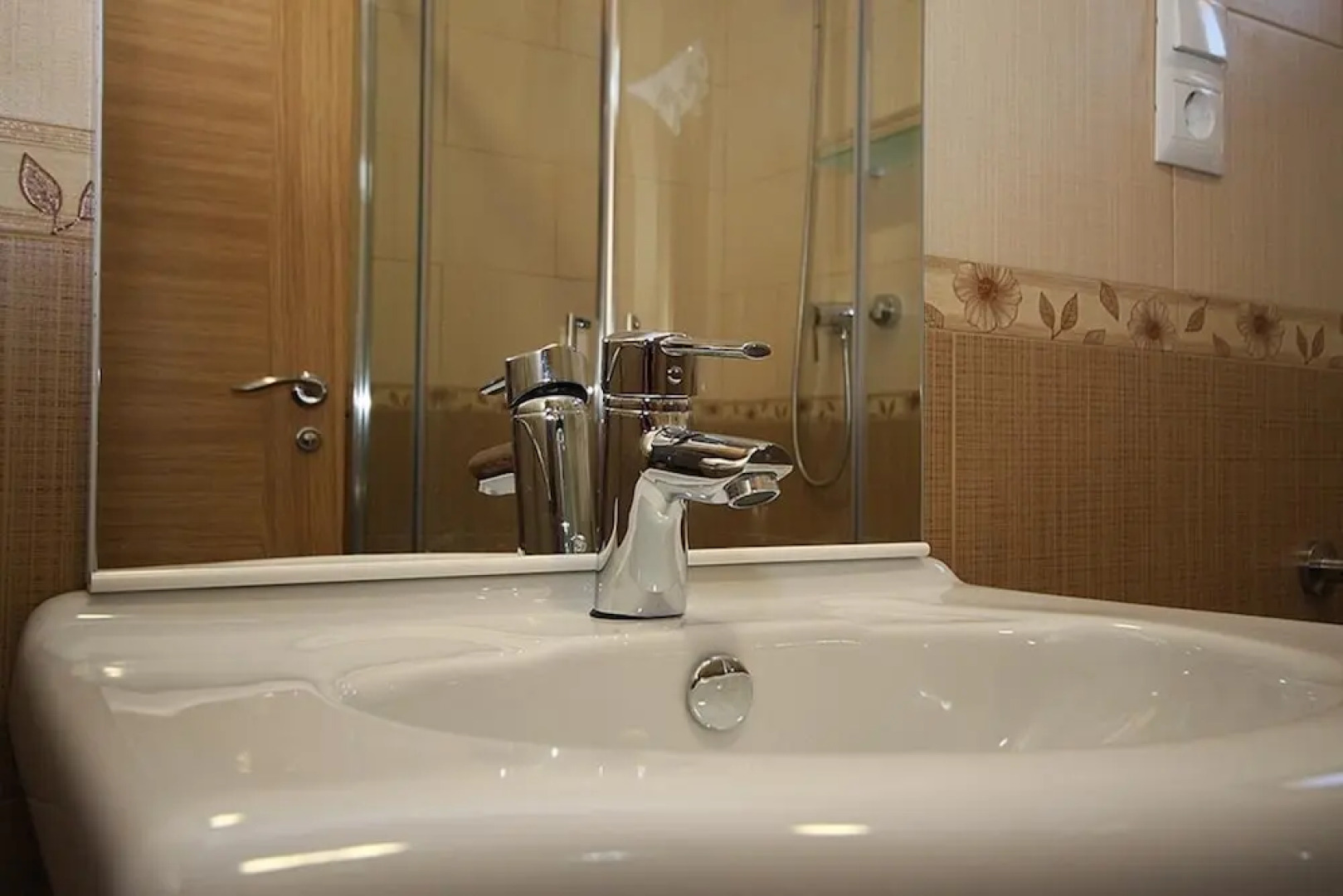 102005 -  House in Muros