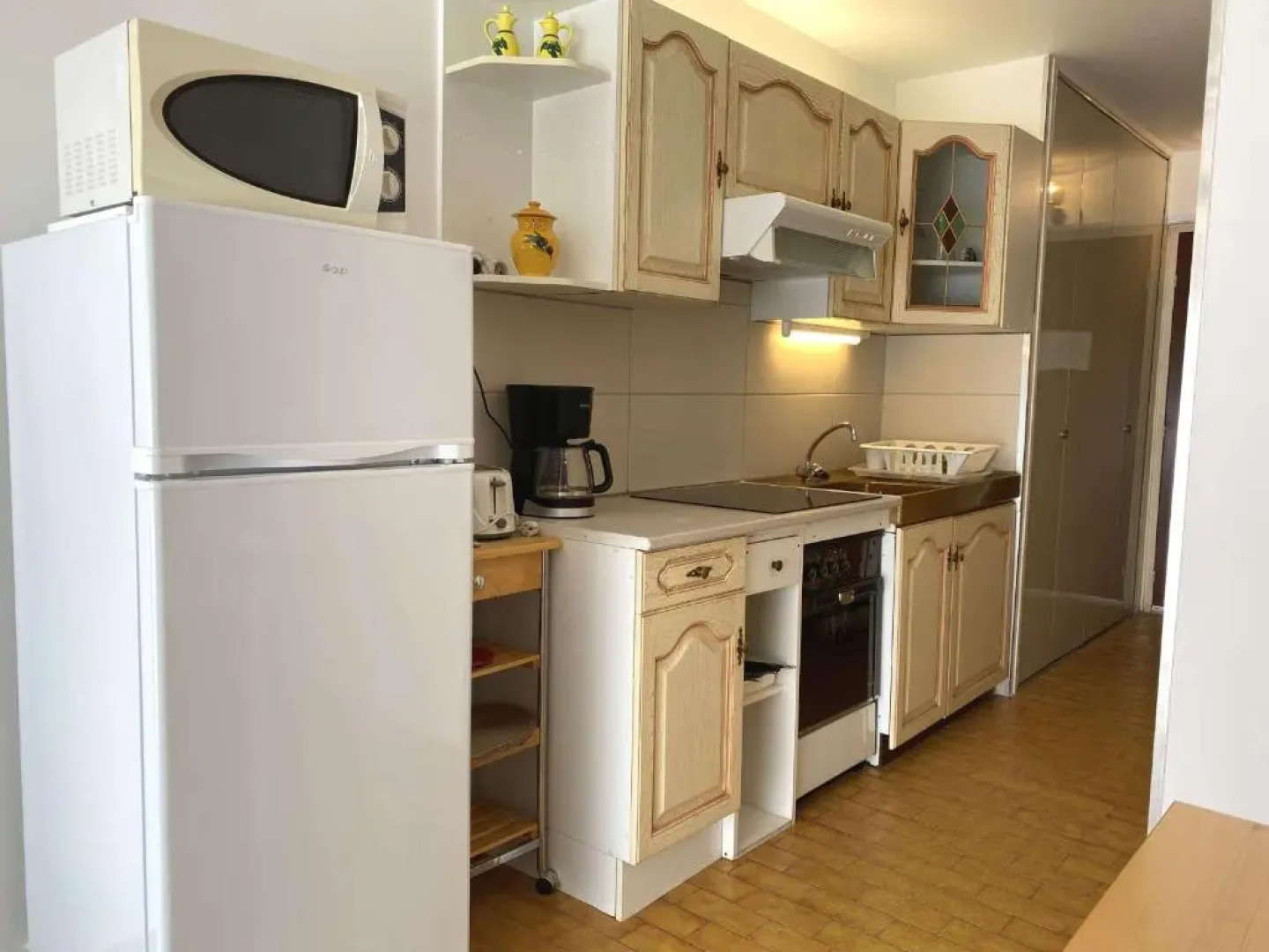 Appartement Balaruc-les-Bains, 1 pièce, 2 personnes - FR-1-553-52