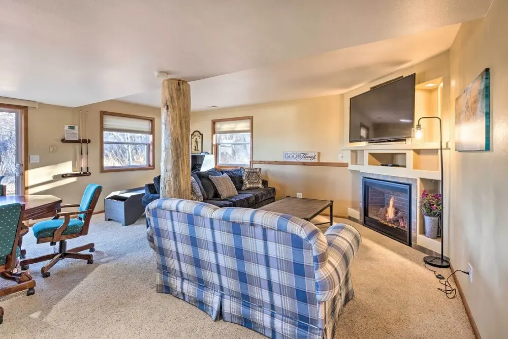 Monument Getaway w/ Hot Tub, 12 Mi to Usaf Academy