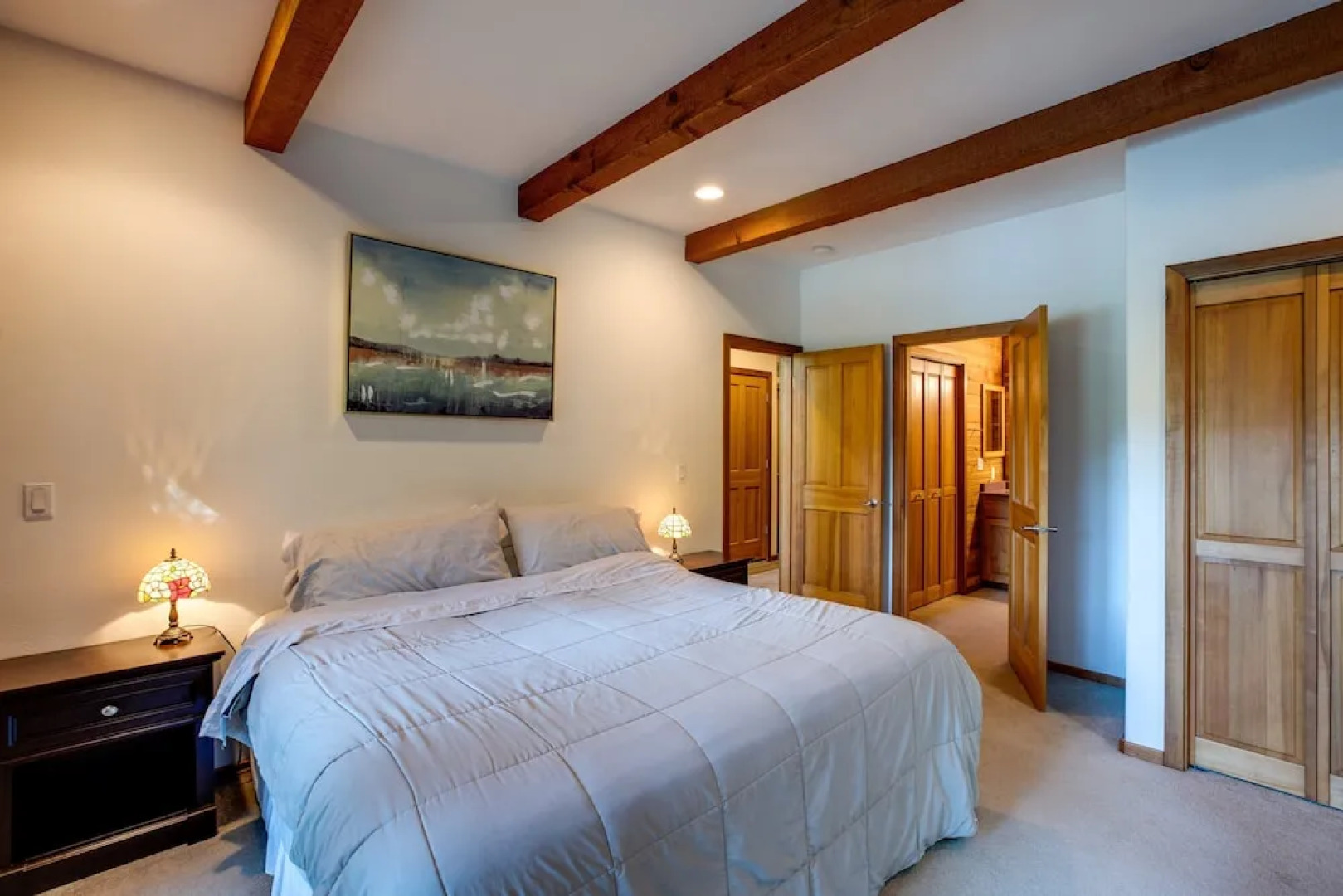 07MF - Lake Front - Hot Tub - BBQ - Sleeps 8