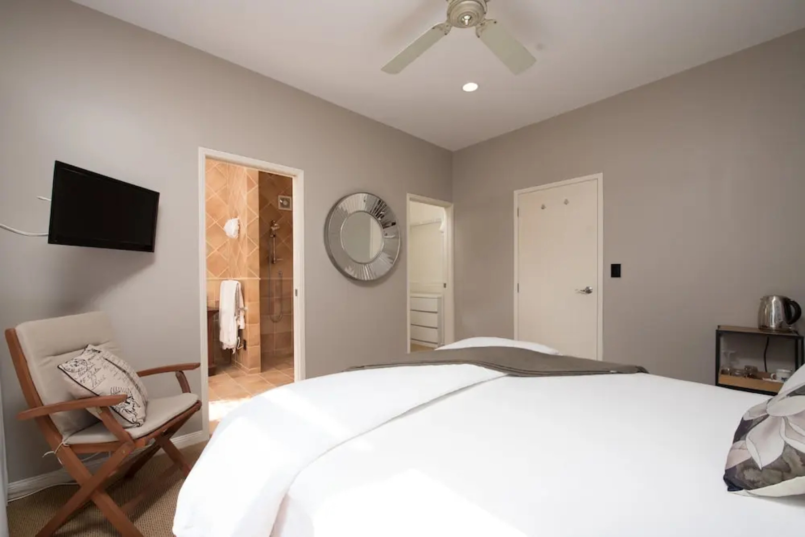 Tuscan Retreat B & B
