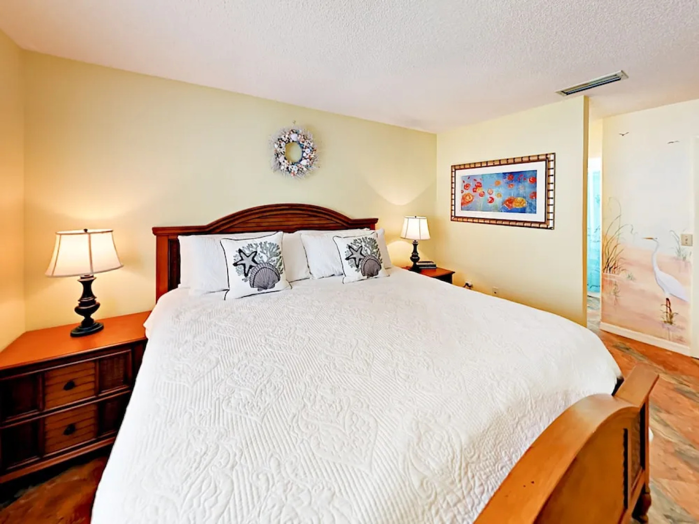 803 Suncrest Drive Home 3 Bedrooms 2 Bathrooms Home