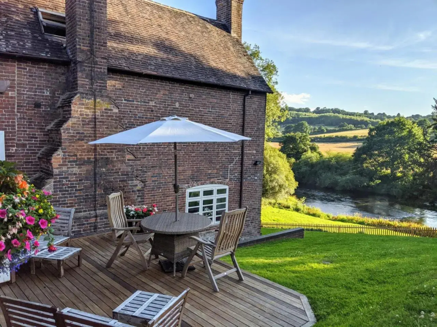 Worralls Grove Guest Farm House