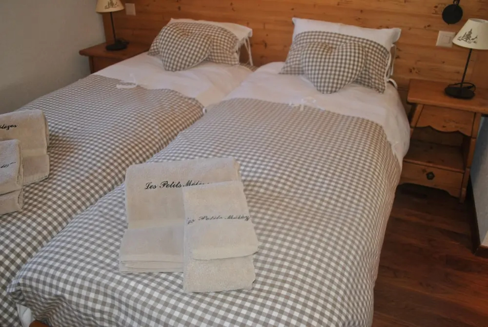 Les Petits Mélèzes