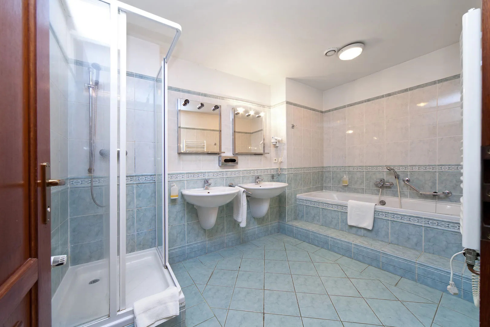 Hostel Little Quarter