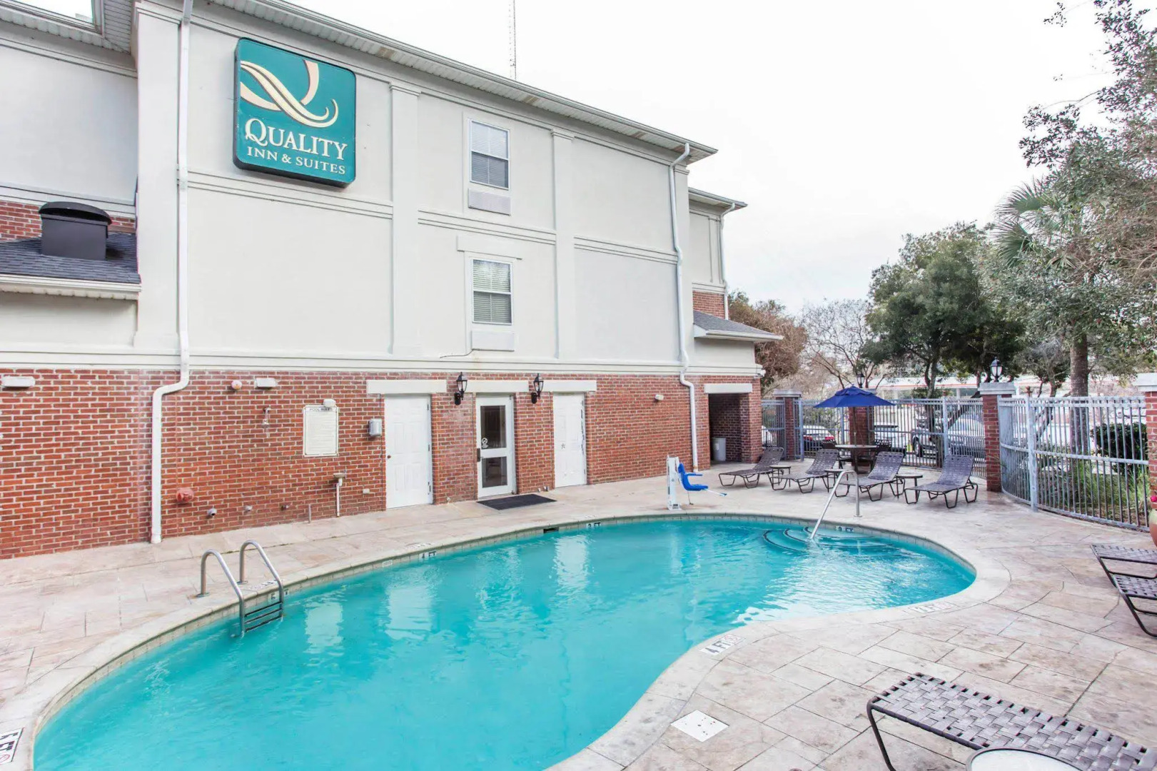 Comfort Inn & Suites Patriots Point