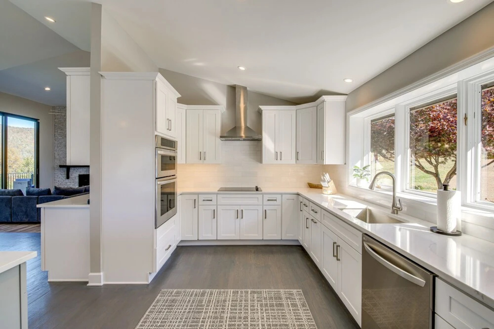 Lafollette Home: Community Pool & Mountain Views!