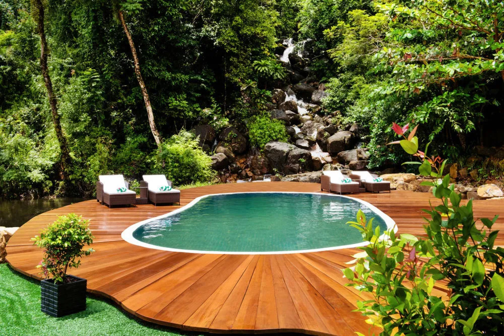 Tatai Resort & Marina