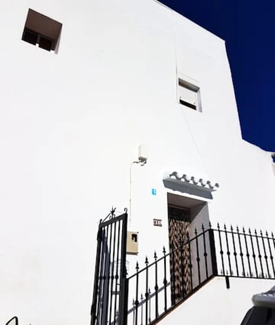 House With 2 Bedrooms in Arcos de la Frontera, With Wonderful Lake View and Furnished Terrace Near the Beach