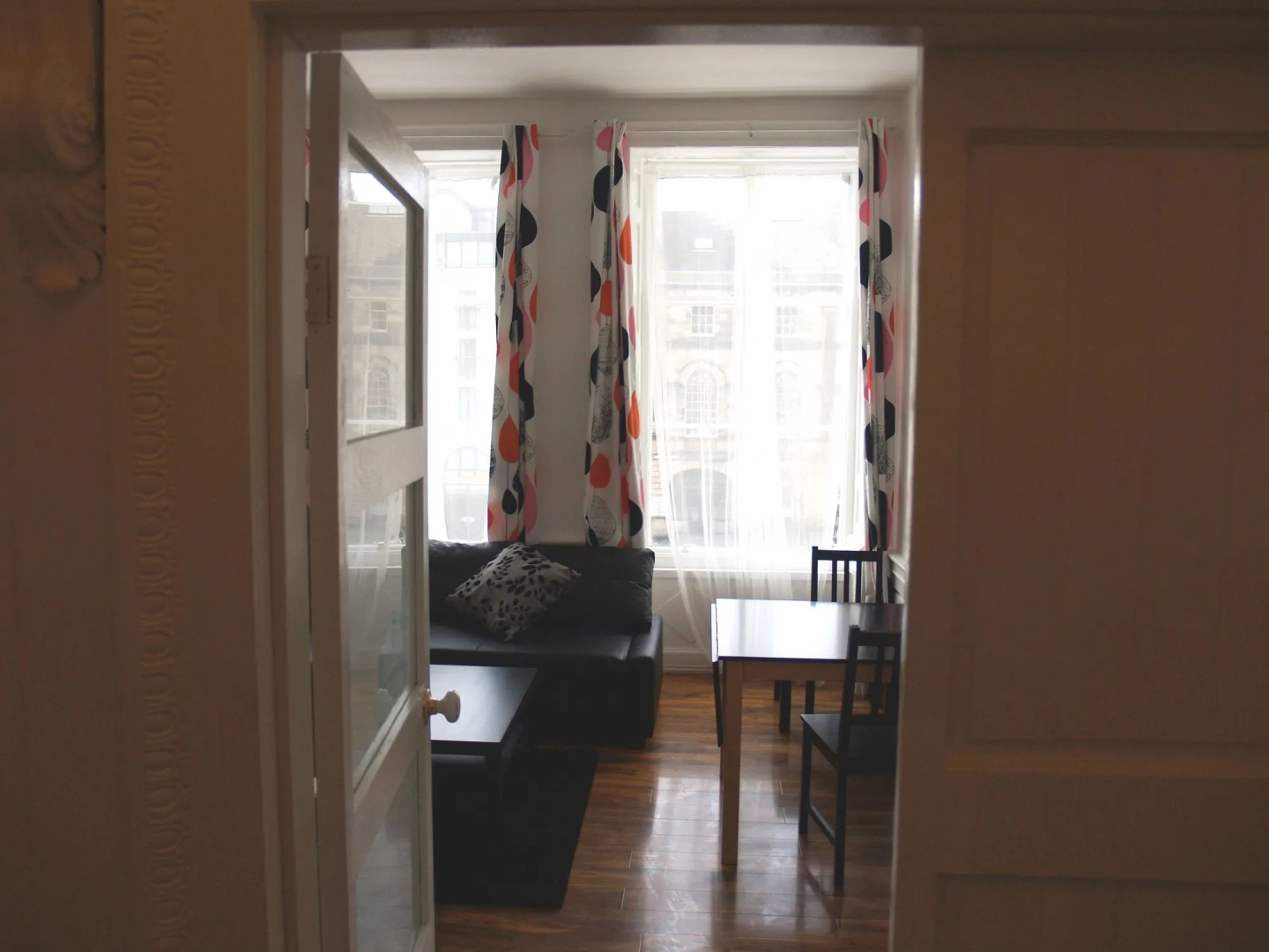 Niddry Street Apartments