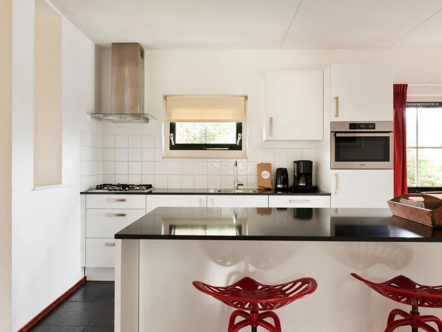 Attractive holiday home in Groningen with outdoor spa