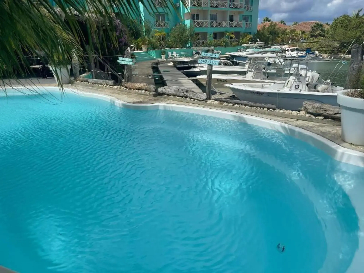 Ocean Breeze Bonaire Apartments