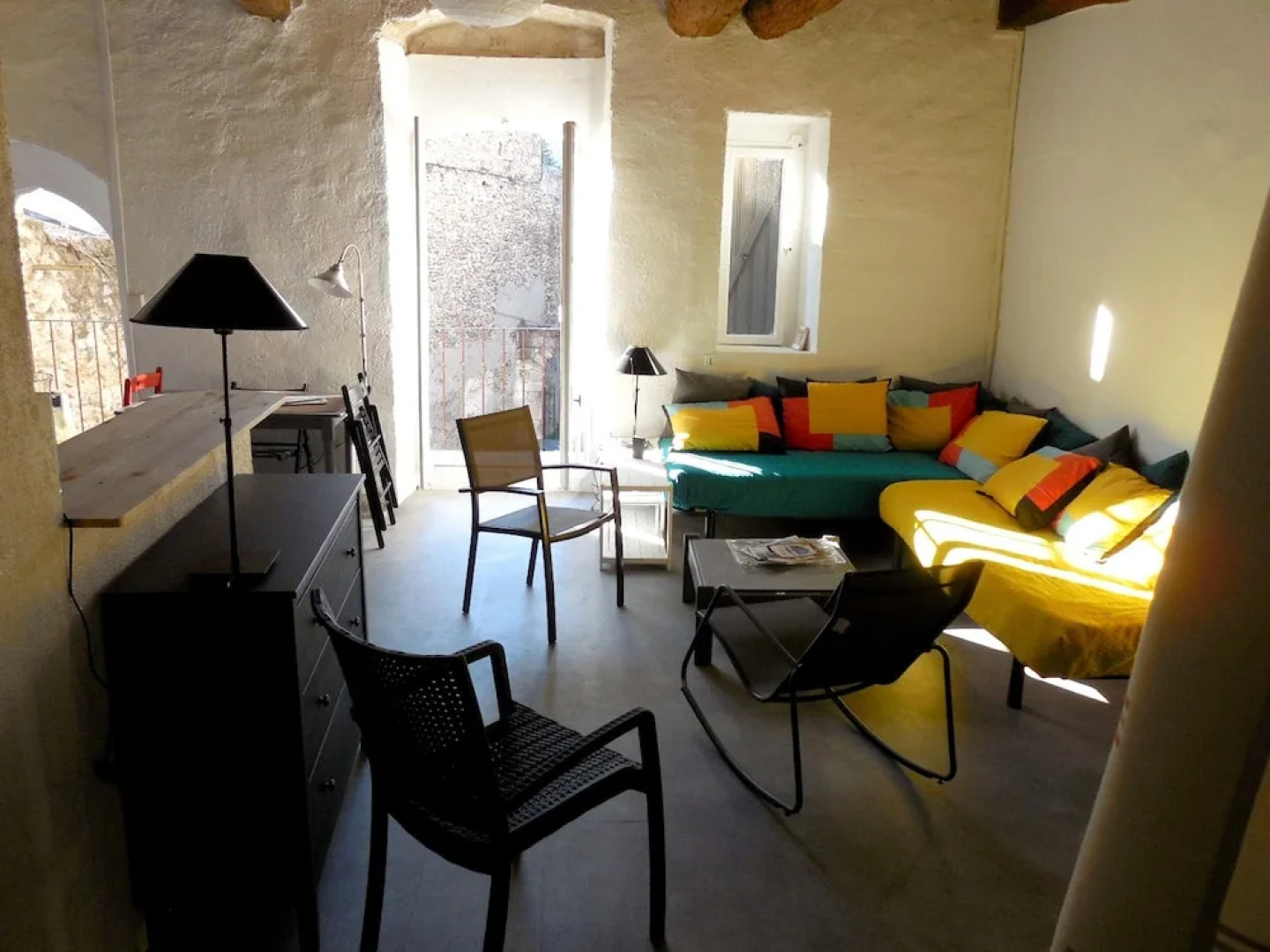 Studio in Villeneuve-lès-avignon, With Balcony