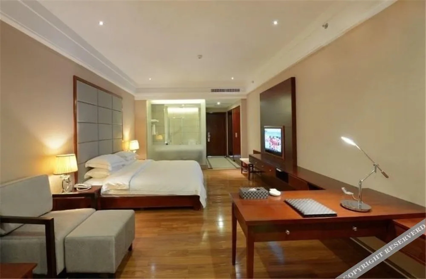 Yangjiang Jiayue Hotel