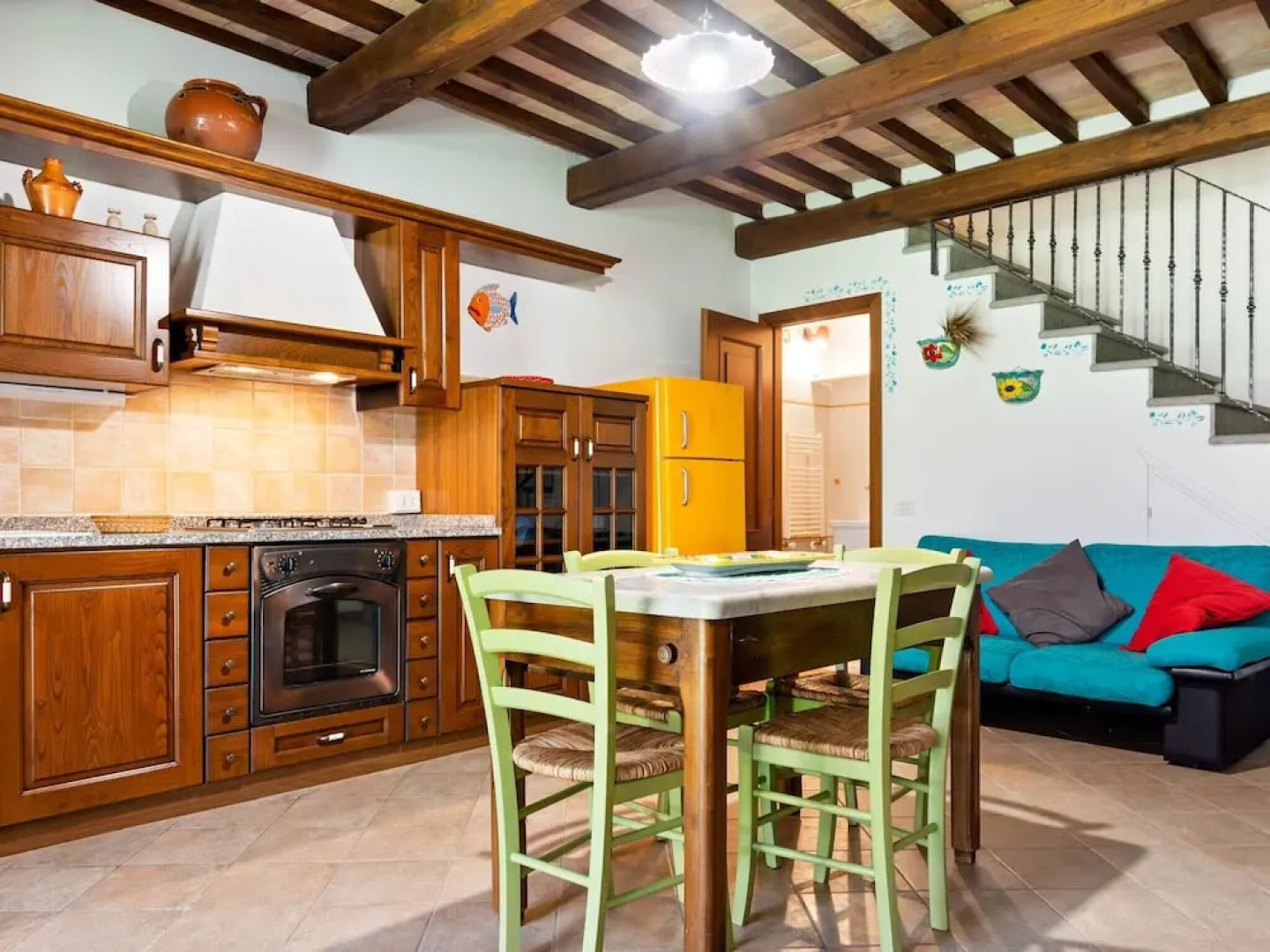 Vintage Holiday Home in Bolsena With Swimming Pool