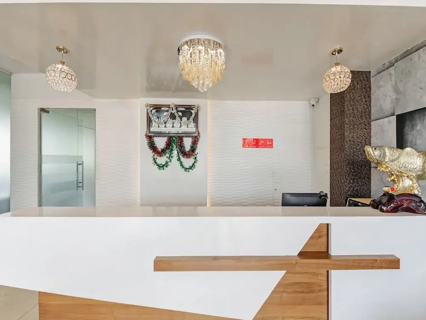 OYO 24959 Slv Royal Inn