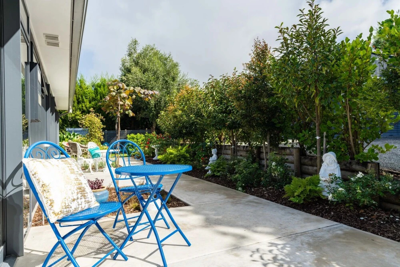 Glenbervie Cottages and Bed & Breakfast