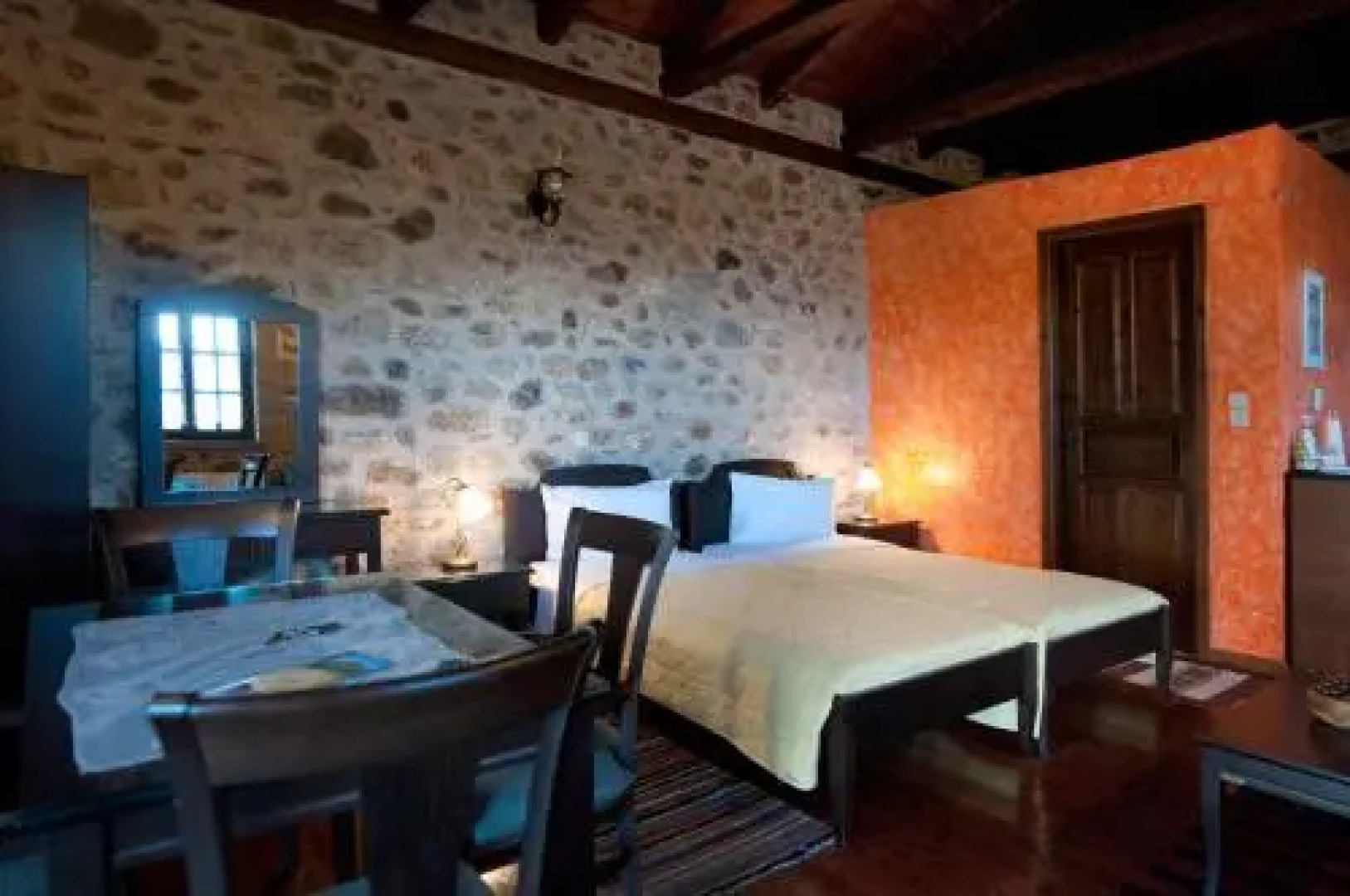 Pikoulianika Apartments